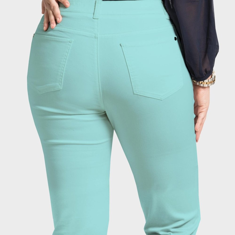 OLGYN Women’s Stretch Acqua Plus Size Capri Pant - Picture 4 of 5